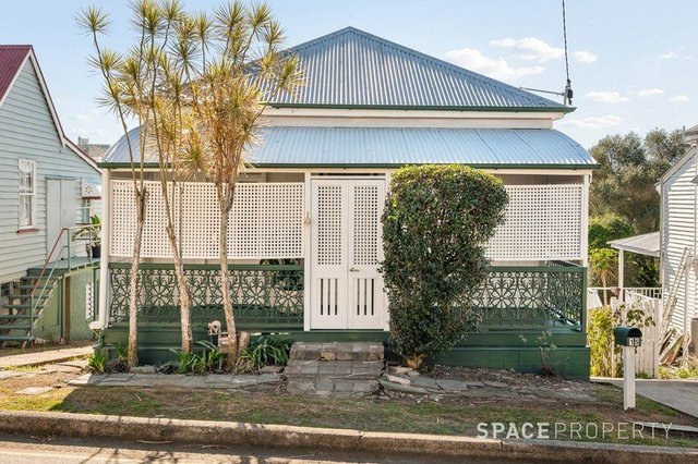 15 Westbury Street, QLD 4059