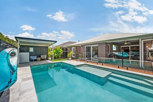 15 Moss Crescent, QLD 4551