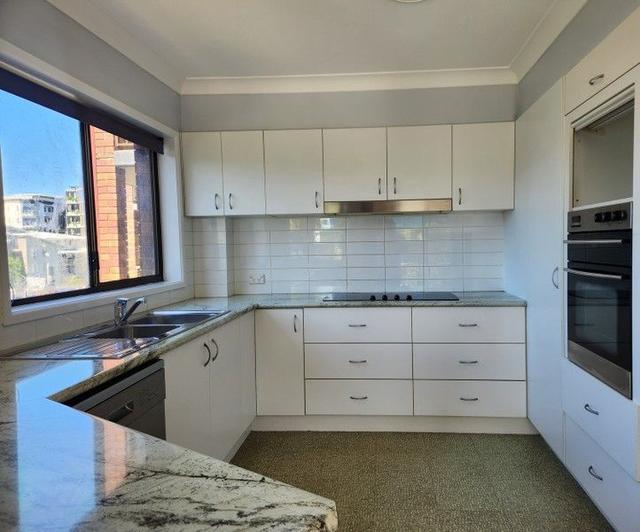 8/79 Queen Street, QLD 4215