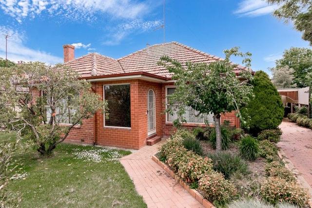 2 Poplar Street, VIC 3355