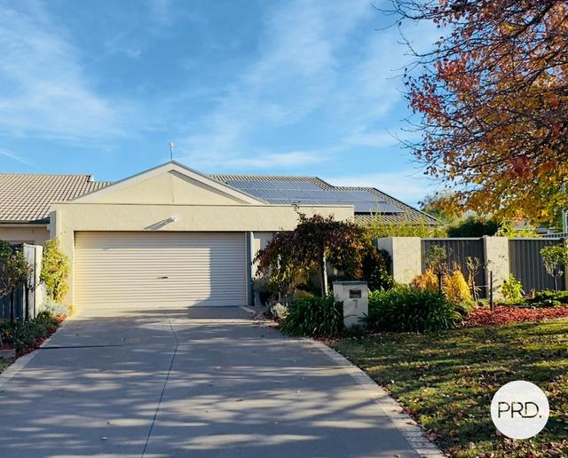 7 McKinnon Street, ACT 2913