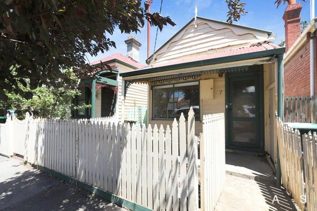 7 Coronet St, VIC 3031