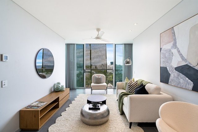 Type 1/163 Abbott Street, QLD 4870