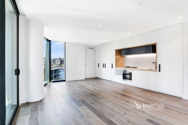 613/15 Doepel Way, VIC 3008