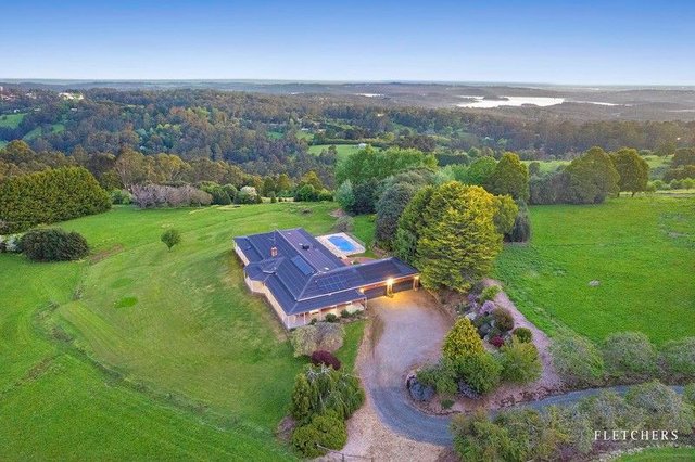 92 Ridge Road, VIC 3791