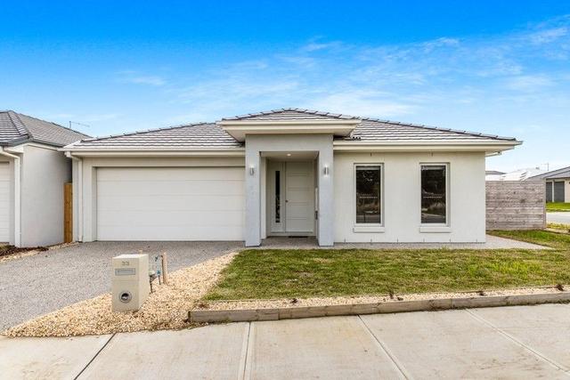 33 Authentic Avenue, VIC 3977