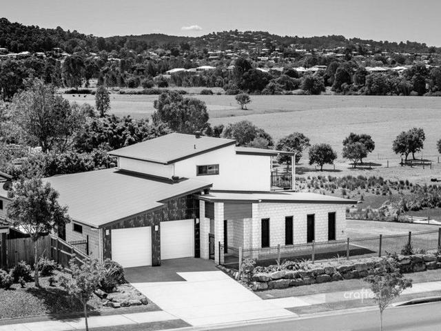 46 Clearwater Street, QLD 4205