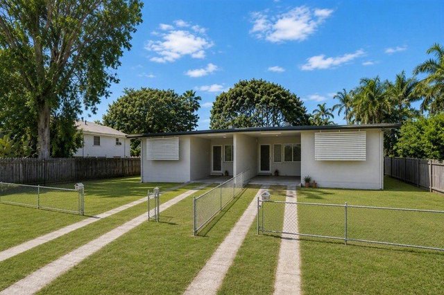 1&2/26 Campbell Street, QLD 4812