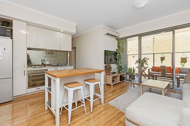 1/35 Wellington Street, WA 6004