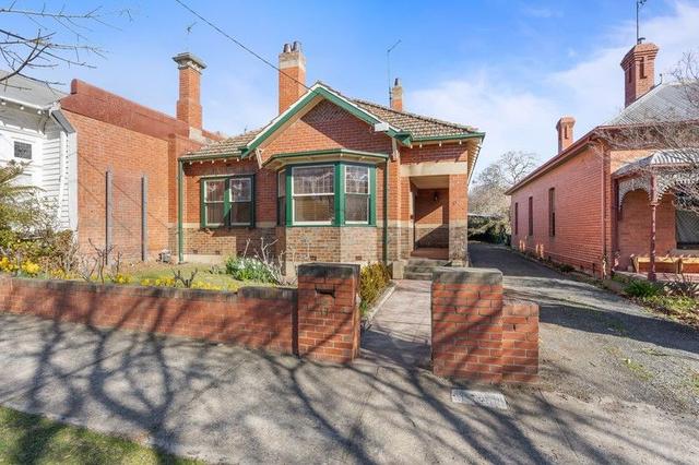 17 Raglan Street North, VIC 3350