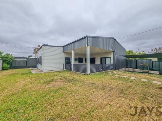 33 East Street, QLD 4825