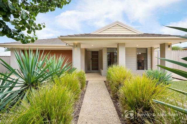 9 Mossgrove Way, VIC 3747