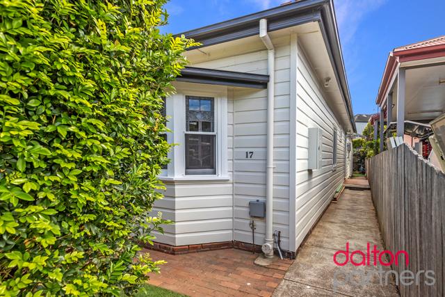 17 Swan Street, NSW 2300