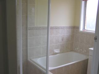 Bathroom (2004-08-24)