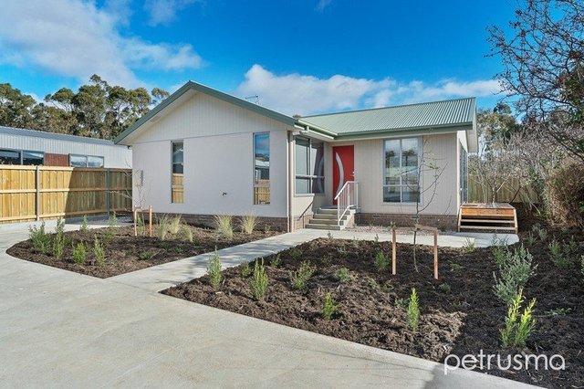 2/12 Corinda Grove, TAS 7009