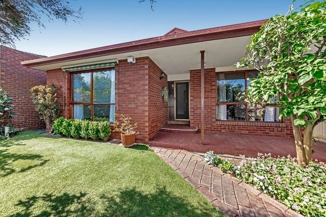 1/10 Hall Street, VIC 3204