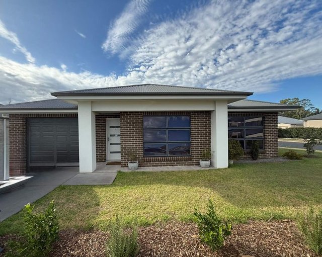 20 Majestic Road, NSW 2320