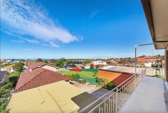 2/31 McKenzie Ave, NSW 2500