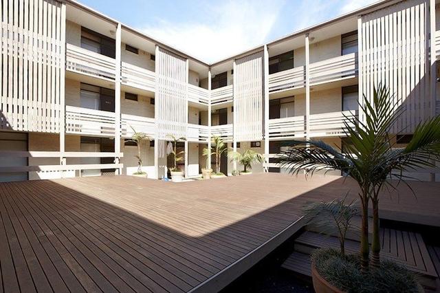 101/44 Barkly Street, VIC 3182