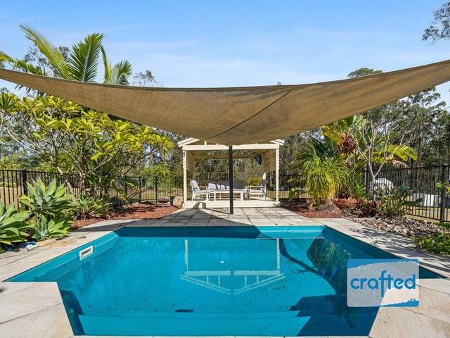 22 Broad Axe Crescent, QLD 4124