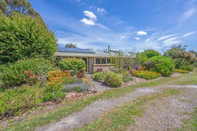 2 Dusting Court, VIC 3305