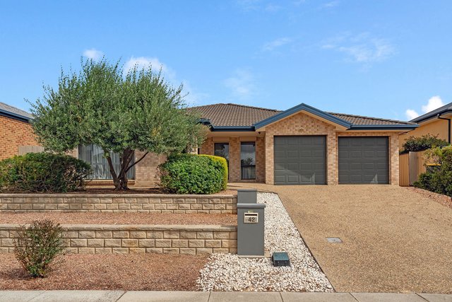 42 The Valley Ave, ACT 2912