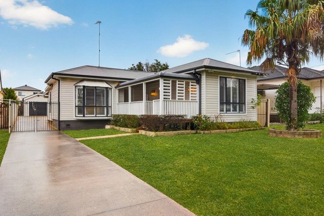18 Robinson Street, NSW 2765