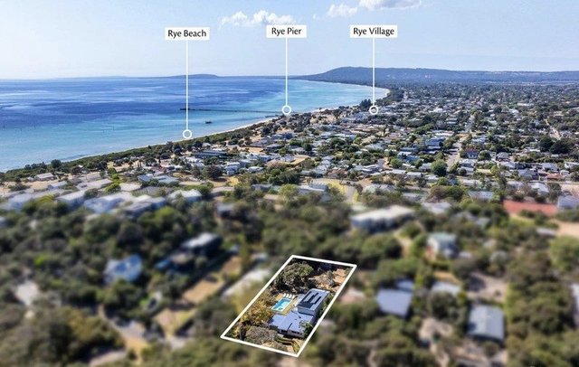 35-37 Minnimurra  Road, VIC 3941