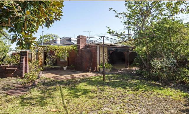 2 Leeder Street, WA 6016