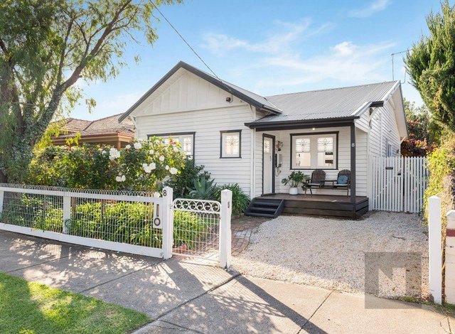 8 Indwe Street, VIC 3012