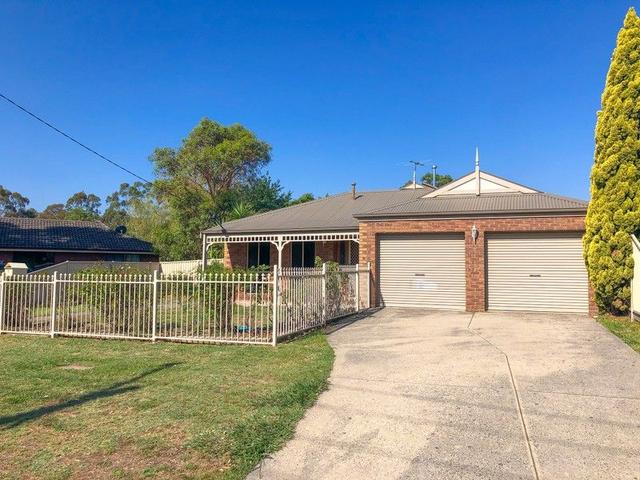 5 Melvyn Crescent, VIC 3350