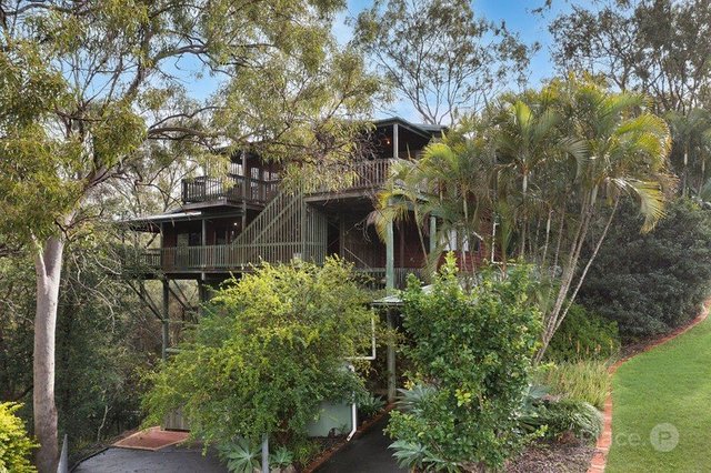 11 Quahlee Grove, QLD 4306