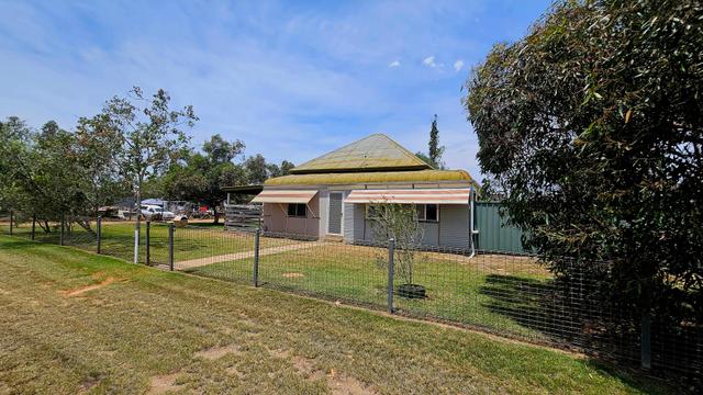 27 Mabel St, QLD 4490