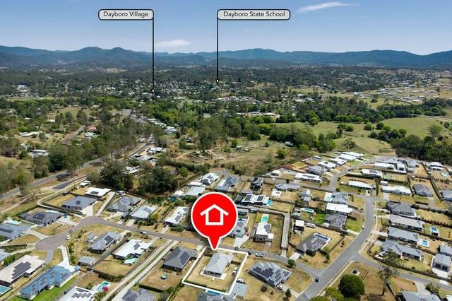 7 Arthur Court, QLD 4521