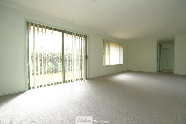 2/1 Jackman Place, NSW 2680