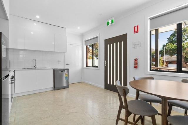 2/7 Carluke Close, VIC 3806