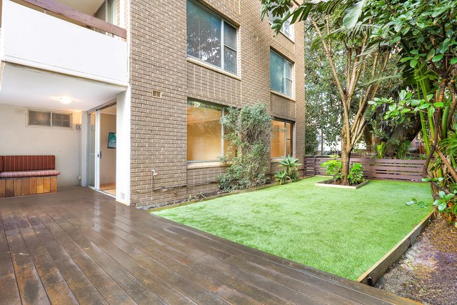 2/11 Penkivil Street, NSW 2026