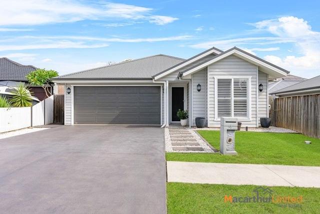 4 Loudon Crescent, NSW 2570