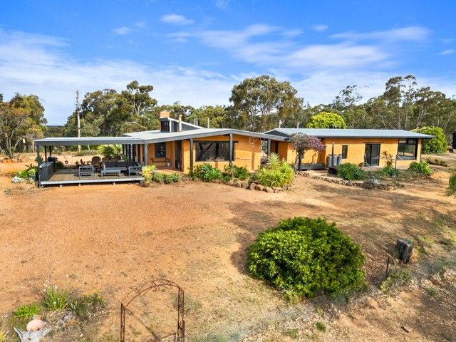498 Caralulup Road, VIC 3352