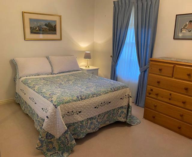 10 Hovell Street, ACT 2603