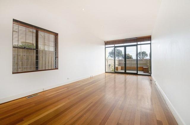 4/14-15 Marine Parade, VIC 3182