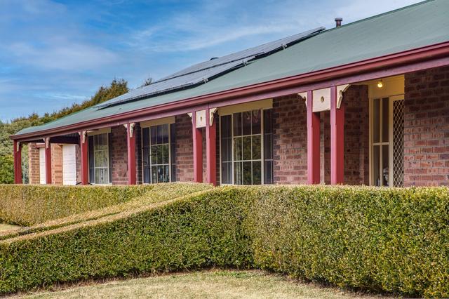 6 Hampton Court, NSW 2577