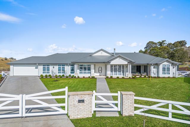 9 Meehan Place, NSW 2577