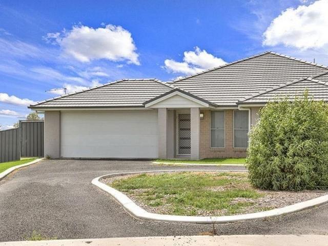 1/51-53 Silversmith Place, NSW 2380