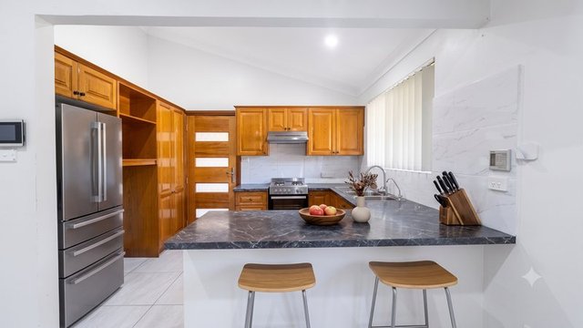37 Charles Sturt Drive, NSW 2747