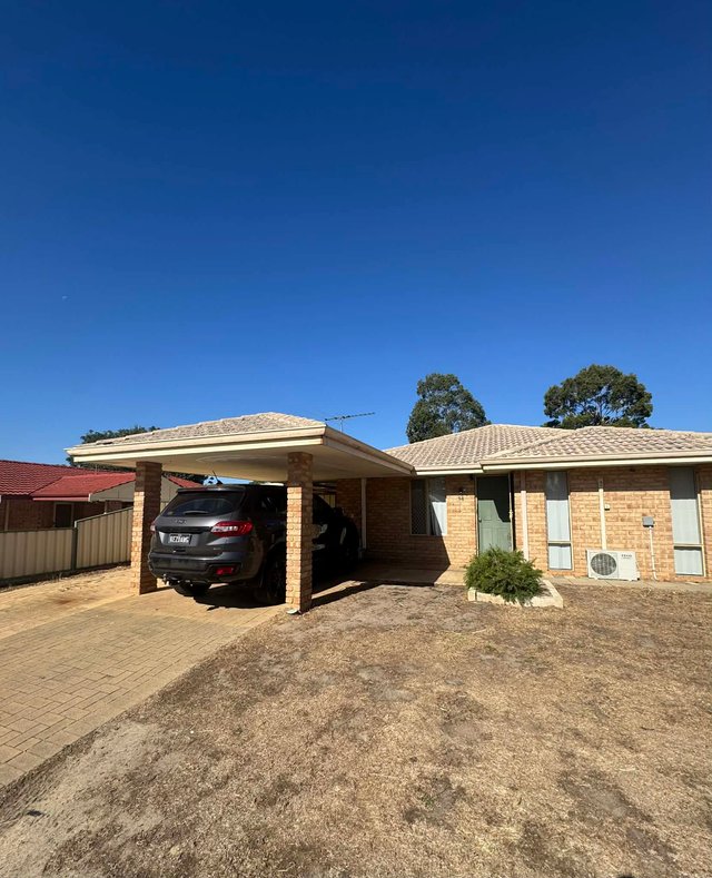 14 Robins Rise, WA 6056