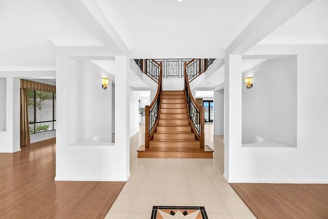 99 Edinburgh Road, QLD 4217