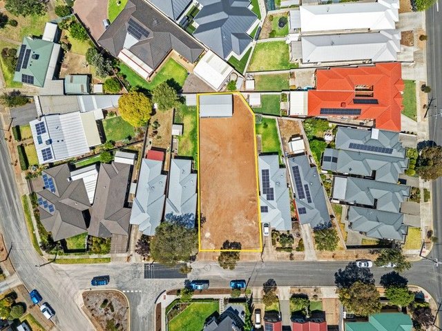 42 Russell Avenue, SA 5047