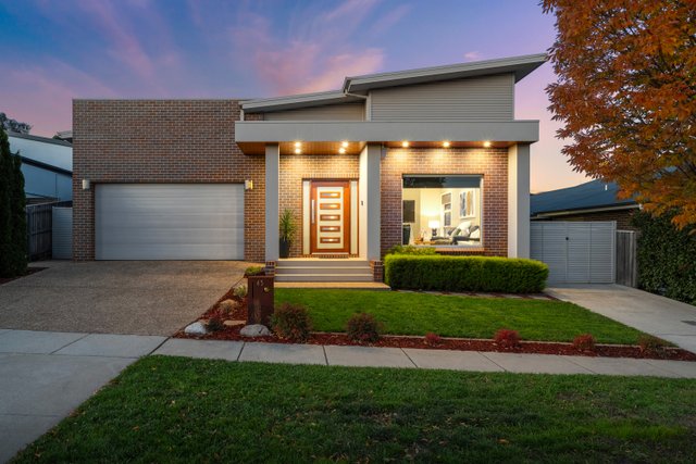 65 Albatross Crescent, ACT 2914