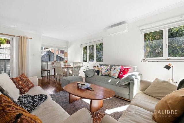 8 View Street, QLD 4064